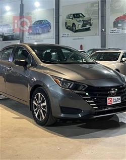 نيسان فيرسا